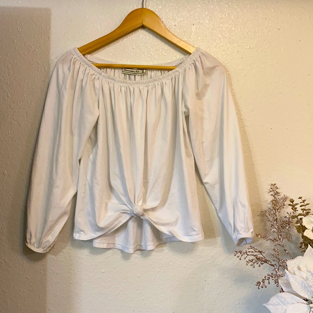 Abercrombie & Fitch Off The Shoulder Top